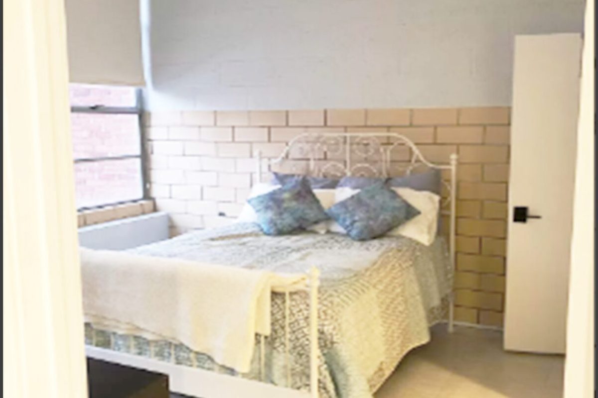 Apartment-Bedroom-2048x1536